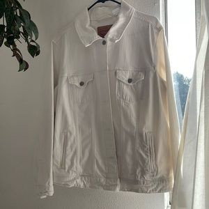 Levi’s white denim jacket